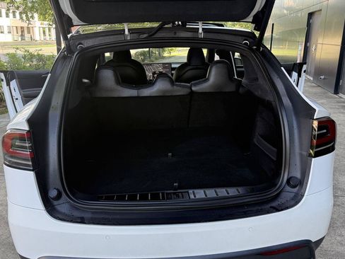 Used 2022 Tesla Model X AWD/4WD image 22