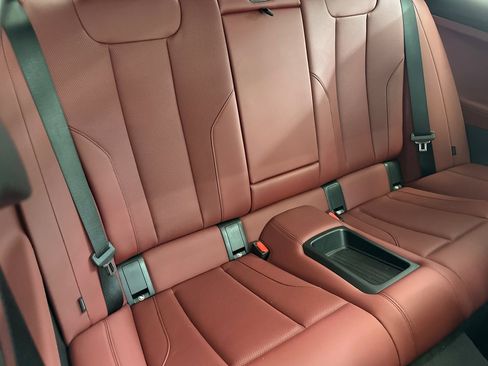 Used 2025 BMW 230i Coupe w/ M Sport Package image 29