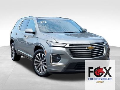 Certified 2023 Chevrolet Traverse Premier w/ LPO, Floor Liner Package