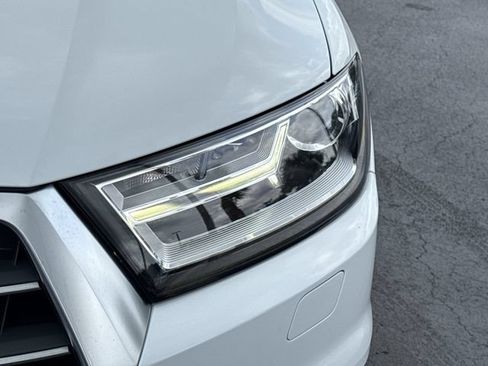 Used 2018 Audi Q7 2.0T Premium Plus AWD/4WD image 14