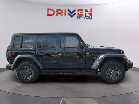 New 2026 Jeep Wrangler Unlimited Sport AWD/4WD image 6
