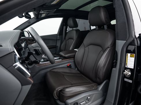 Certified 2024 Audi Q8 Prestige w/ Prestige Package AWD/4WD image 19