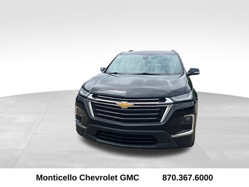 Used 2023 Chevrolet Traverse LT FWD image 8