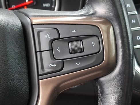 Used 2021 Chevrolet Suburban High Country w/ Premium Package AWD/4WD image 24