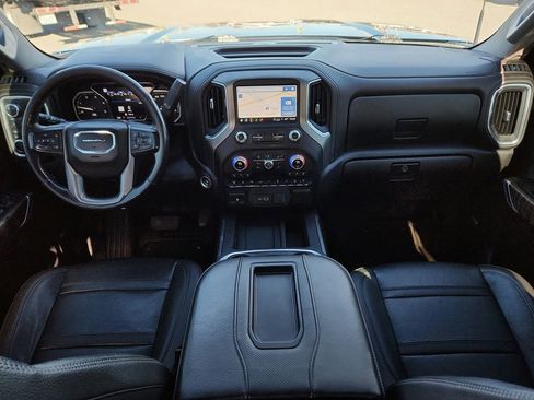 Used 2022 GMC Sierra 2500 Denali w/ Denali Black Diamond Edition image 22