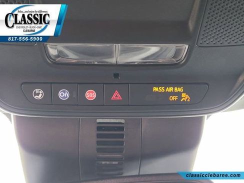 Used 2025 Buick Enclave Preferred FWD image 21