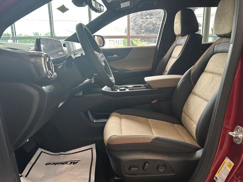 New 2026 Chevrolet Equinox ACTIV w/ Convenience Package III image 16