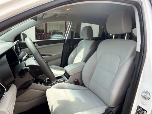 Used 2019 Hyundai Tucson SE image 10