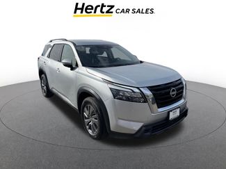 Used 2025 Nissan Pathfinder SV video 1