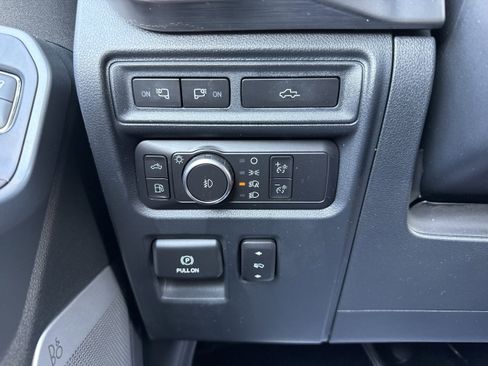 Certified 2022 Ford F150 Lariat w/ Equipment Group 502A High image 32