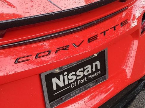 Used 2021 Chevrolet Corvette Stingray Premium Conv w/ Z51 Performance Package image 16