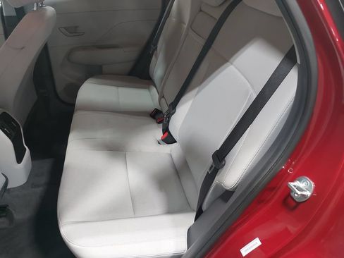 Certified 2025 Hyundai Kona SEL AWD/4WD image 13
