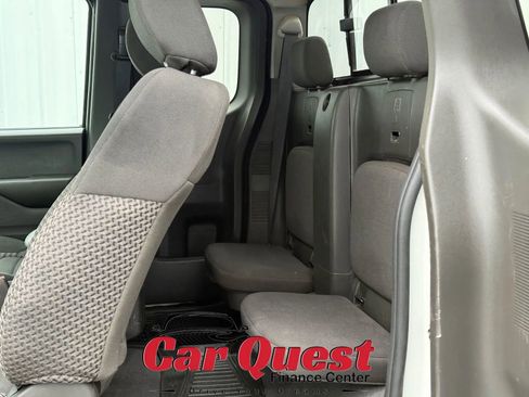 Used 2019 Nissan Frontier SV AWD/4WD image 10