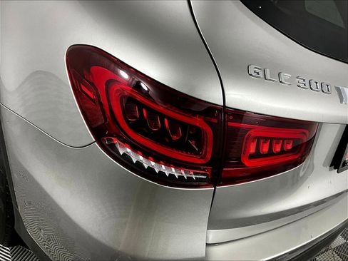 Used 2022 Mercedes-Benz GLC 300 image 23