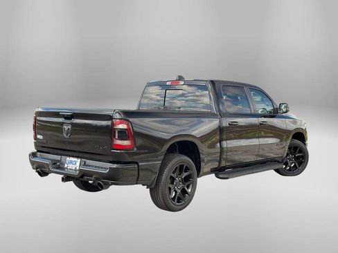 Used 2023 RAM 1500 Laramie AWD/4WD image 4
