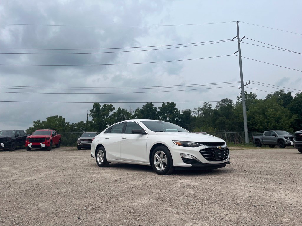 Used 2023 Chevrolet Malibu LS FWD image 5