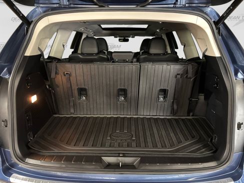 Used 2021 Subaru Ascent Touring AWD/4WD image 17