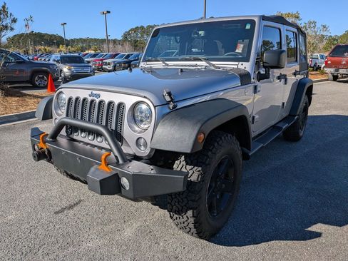 Used 2017 Jeep Wrangler Unlimited Sport w/ Quick Order Package 24S image 8