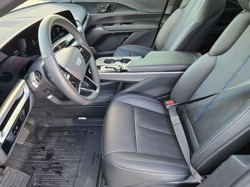 New 2025 Cadillac Lyriq Sport image 11