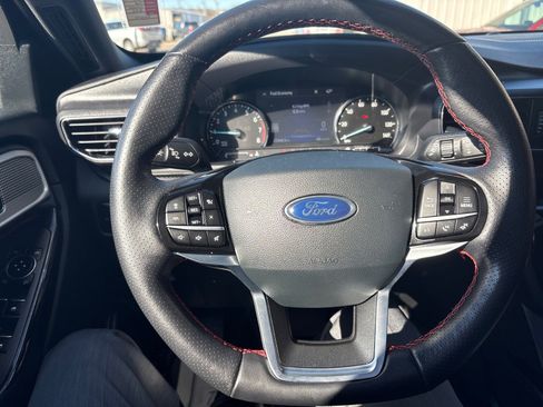 Used 2023 Ford Explorer ST-Line w/ Class IV Trailer Tow Package image 16