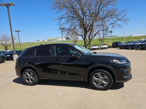 New 2026 Honda HR-V Sport image 4