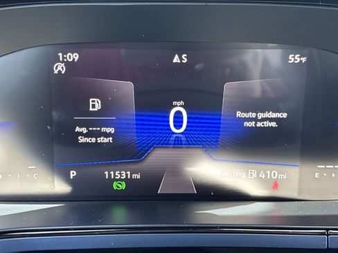 Used 2024 Volkswagen Taos SE image 11