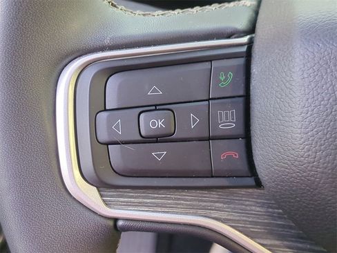 Used 2023 Jeep Wagoneer L Series III w/ Premium Group I image 28