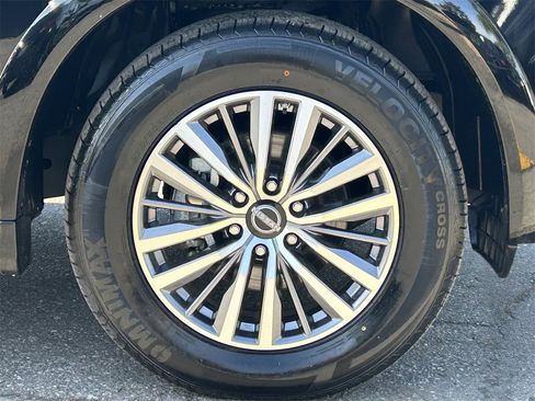 Certified 2024 Nissan Armada SL w/ Captain's Chairs Package image 7