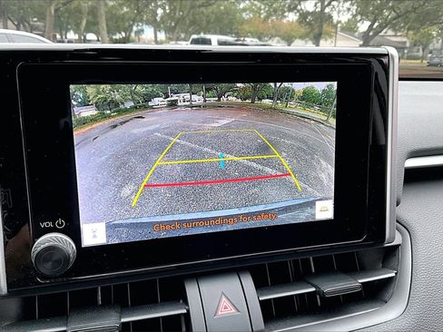 Used 2024 Toyota RAV4 LE image 13