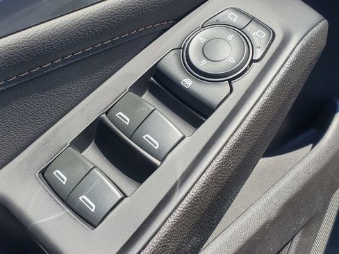 Used 2019 Chevrolet Traverse LS FWD image 23