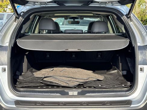 Used 2021 Subaru Outback Limited XT w/ Popular Package #2 image 9