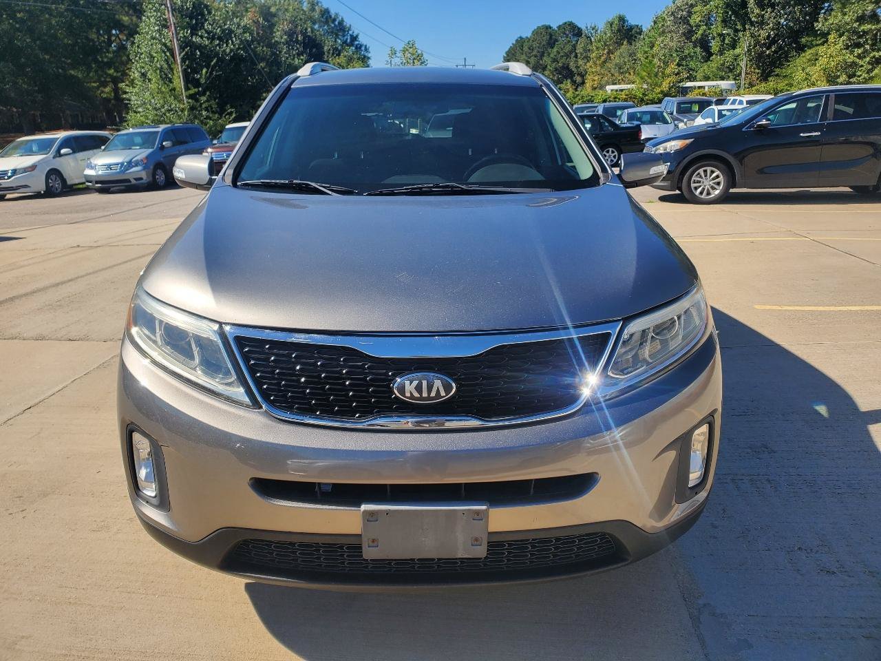 Used 2014 Kia Sorento LX FWD image 2