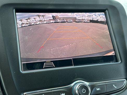 Used 2023 Chevrolet Equinox RS FWD image 18
