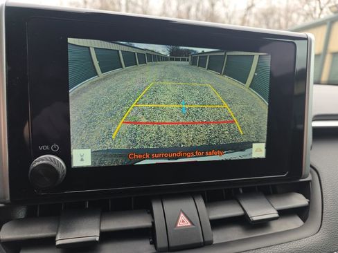 Used 2024 Toyota RAV4 LE image 22