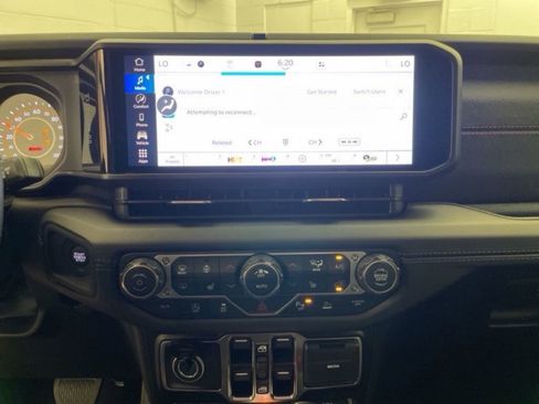 New 2025 Jeep Gladiator Rubicon w/ Safety Group image 13