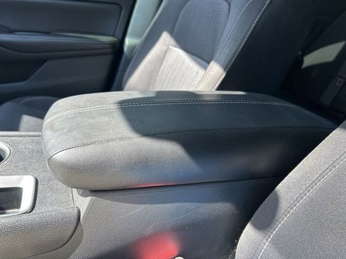 Used 2022 Nissan Altima 2.5 SV image 31