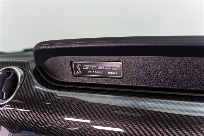 Used 2021 Ford Mustang Shelby GT500 w/ Carbon Fiber Track Pack RWD image 73