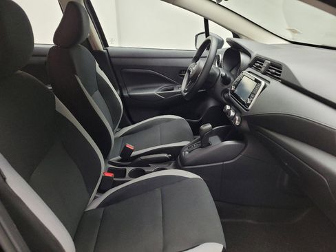 Used 2025 Nissan Versa S FWD image 21
