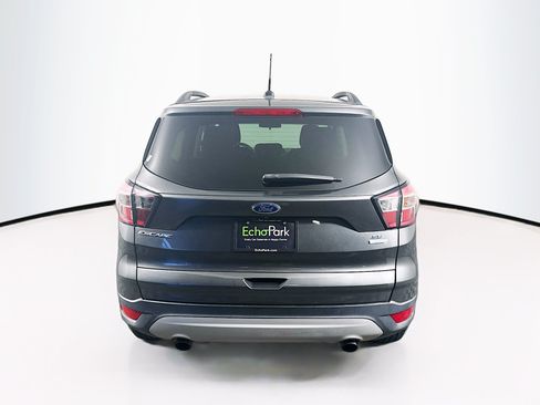 Used 2018 Ford Escape SE FWD image 7