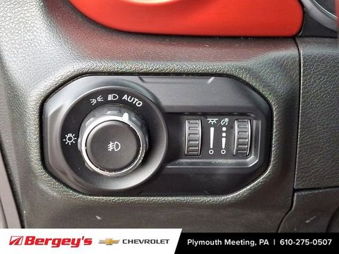Used 2021 Jeep Wrangler Unlimited Rubicon AWD/4WD image 29
