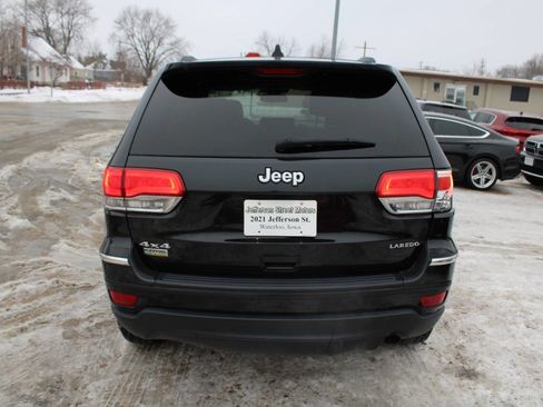 Used 2015 Jeep Grand Cherokee Laredo w/ Quick Order Package 23E image 3