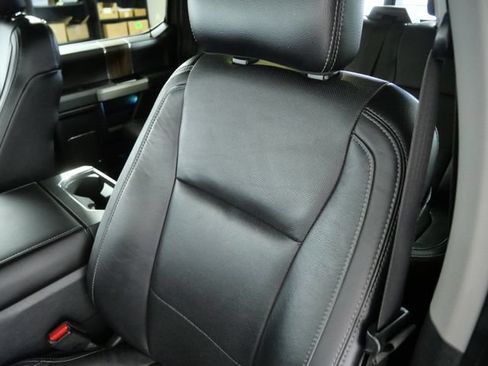 Used 2015 Ford F150 Lariat AWD/4WD image 16
