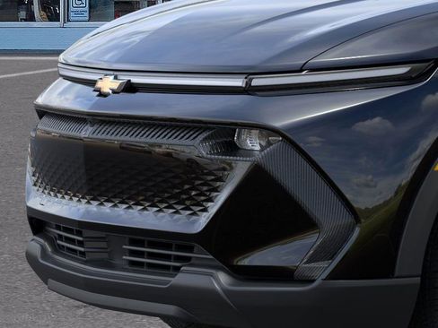 New 2026 Chevrolet Equinox EV LT FWD image 13