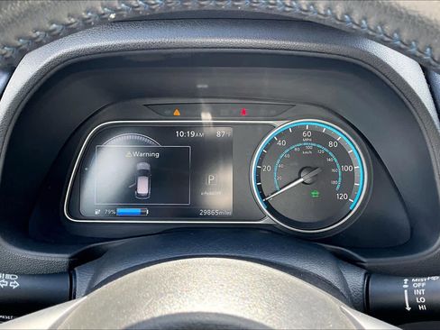 Certified 2021 Nissan Leaf SL Plus FWD image 24