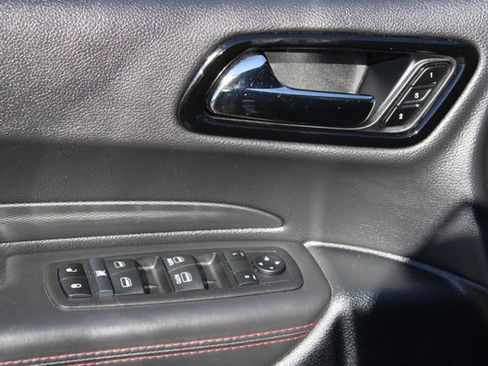 Used 2024 Dodge Durango GT image 9