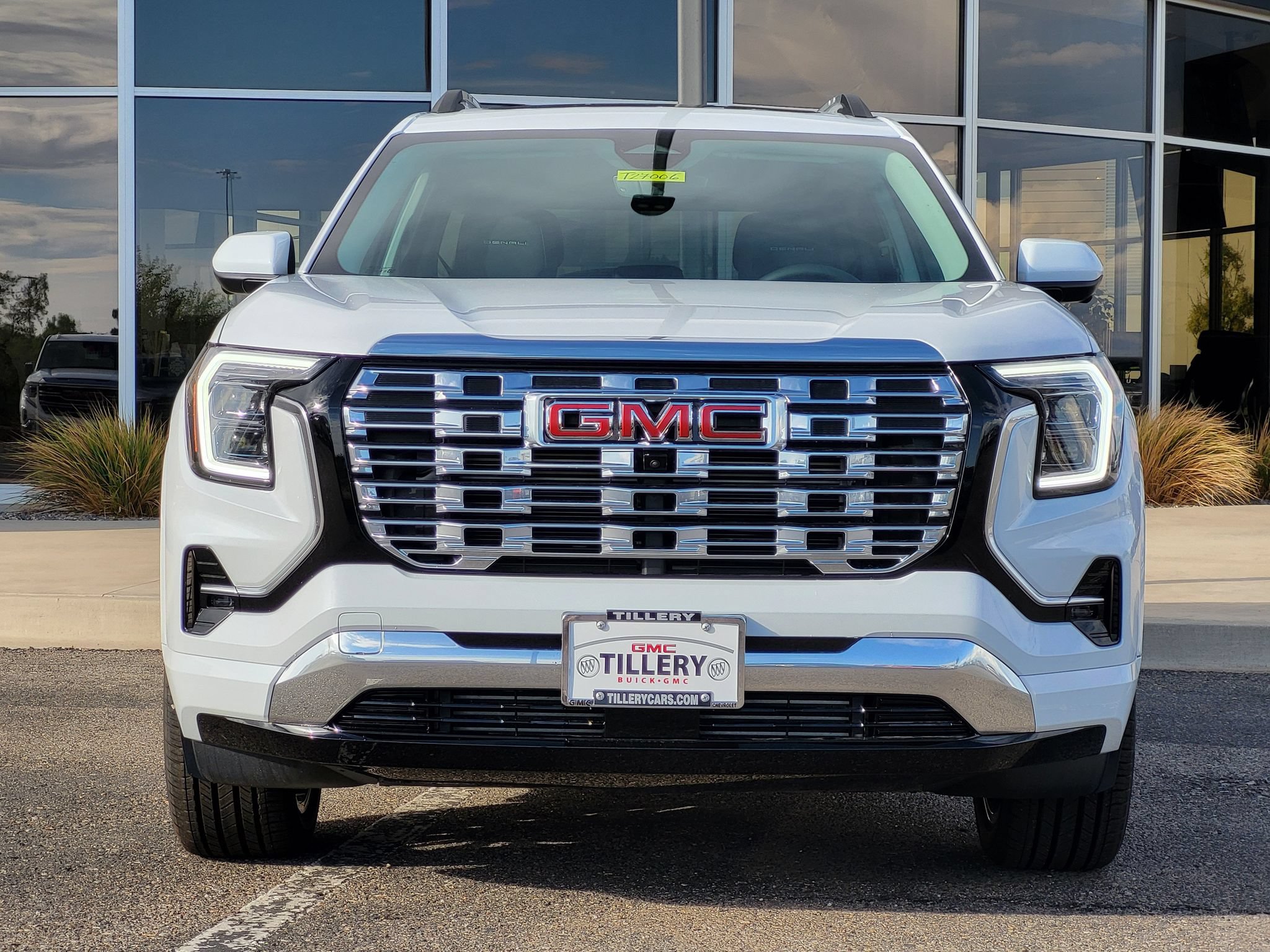 New 2027 GMC Terrain Denali w/ LPO, Floor Liner Package AWD/4WD image 3