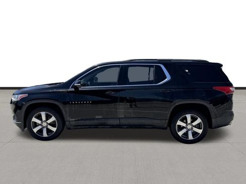 Used 2019 Chevrolet Traverse LT w/ LT Premium Package FWD image 8