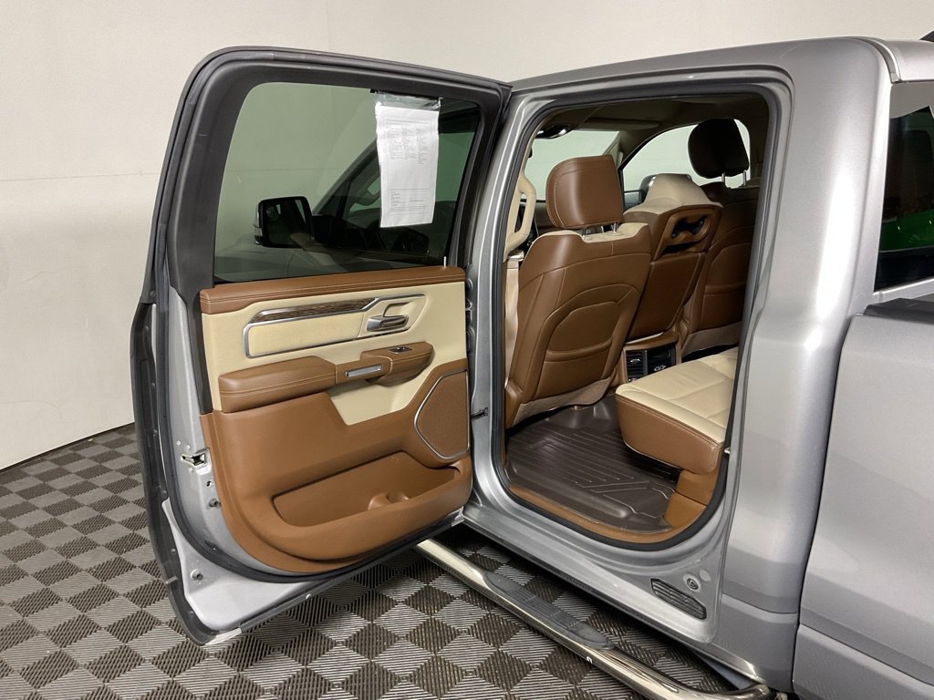 Used 2020 RAM 1500 Laramie AWD/4WD image 28