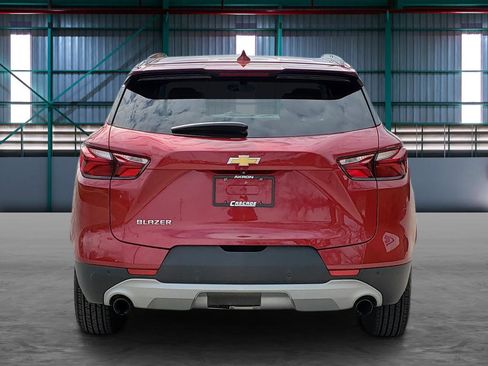 Used 2019 Chevrolet Blazer LT image 4