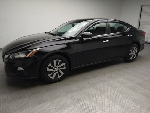 Used 2020 Nissan Altima 2.5 S FWD image 2